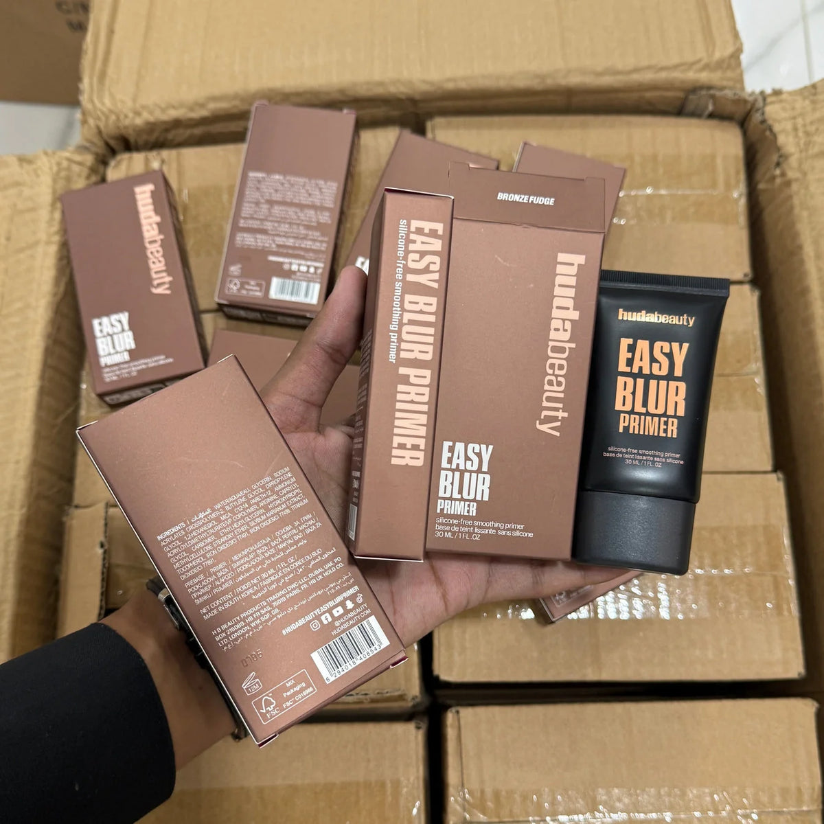 Huda beauty easy blur primer - Free Smoothing Primer